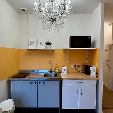 Cosy Sur La Prestigieuse Rue Faidherbe, A Deux Pas De La Gare Flandre Appartement *